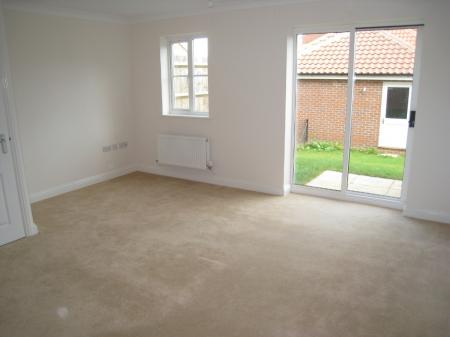 3 bedroom Terraced House to let in Mallard End, Downham Market, PE38