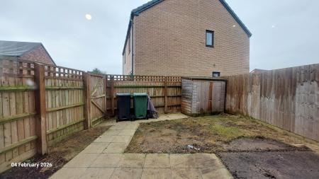 3 bedroom Terraced House to let in Honey Bee Lane, King's Lynn, PE30