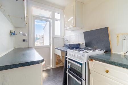 3 bedroom Terraced House for sale in Tennyson Avenue, Kingston, KT3