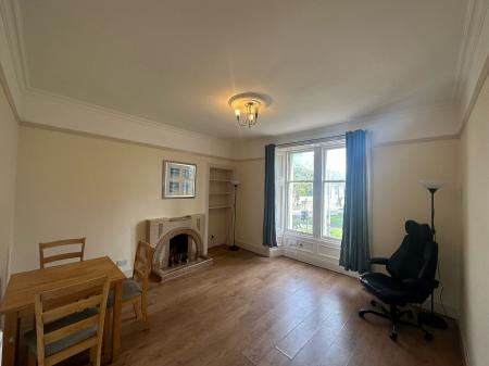 1 bedroom Flat to let in Dunnikier Road, Kirkcaldy, KY1