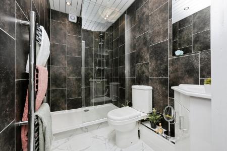 1 bedroom Flat for sale in North Overgate, Kinghorn, KY3