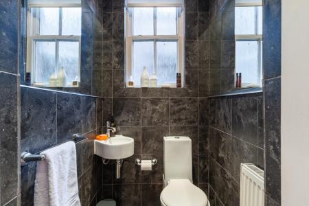 3 bedroom Terraced House for sale in Clarendon Avenue, Leamington Spa