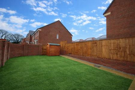 3 bedroom Detached house to let in Yorkfield Drive, Copmanthorpe, York, YO23