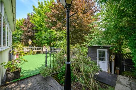 4 bedroom Semi-detached house for sale in High Street, Leeds, LS27