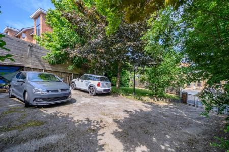 4 bedroom Semi-detached house for sale in High Street, Leeds, LS27