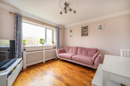 5 bedroom Detached house for sale in Burns Court, Birstall, WF17