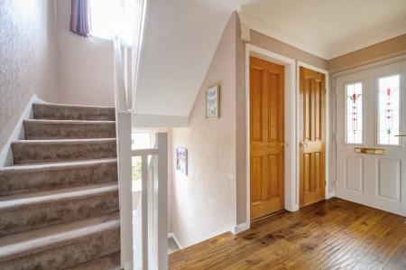 5 bedroom Detached house for sale in Burns Court, Birstall, WF17