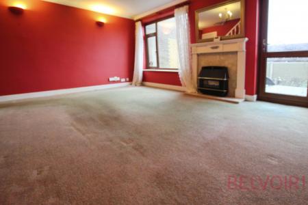 3 bedroom Semi-detached house for sale in Rooms Fold, Leeds, LS27
