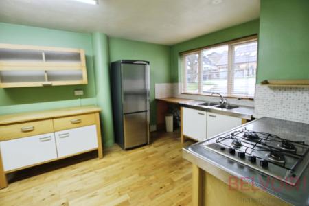 3 bedroom Semi-detached house for sale in Rooms Fold, Leeds, LS27