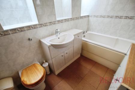 3 bedroom Semi-detached house for sale in Rooms Fold, Leeds, LS27