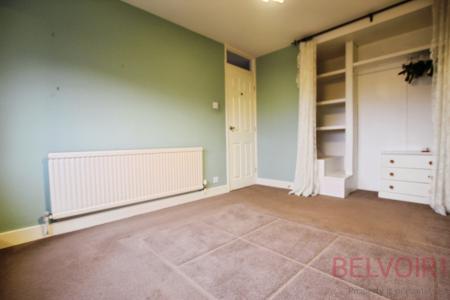 3 bedroom Semi-detached house for sale in Rooms Fold, Leeds, LS27