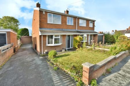 3 bedroom Semi-detached house for sale in Cae Glas, Coedpoeth, LL11