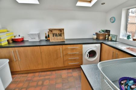 4 bedroom Detached house for sale in Station Road, Trevor, Llangollen, LL20