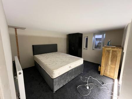 1 bedroom Flat to let in Cecilia Road, Clarendon Park, Leicester, LE2