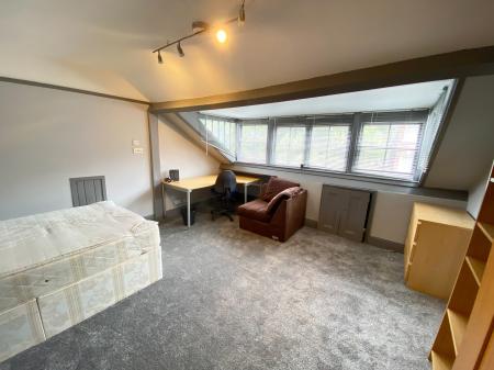 5 bedroom Terraced House to let in Tichborne Street, Leicester, LE2
