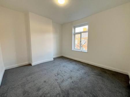 4 bedroom Terraced House to let in Oxford Road, Clarendon Park, Leicester, LE2