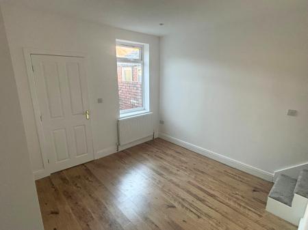 2 bedroom Terraced House to let in Albany Terrace, Lincoln, LN5