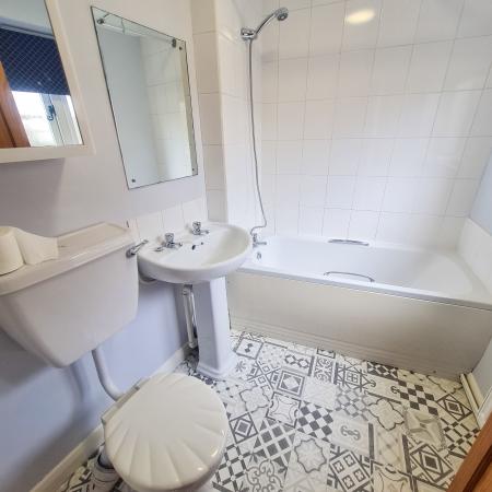 2 bedroom Semi-detached house to let in Main Road, Washingborough, LN4