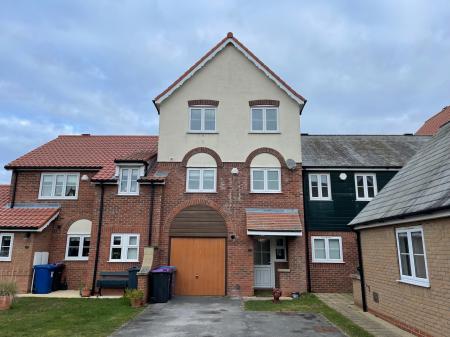 Bridge Walk, Burton Waters, Lincoln, LN1