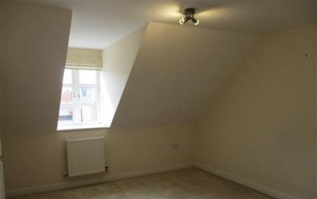 3 bedroom Town house to let in Byland Close, Lincoln, LN2