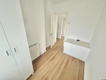 3 bedroom Semi-detached house to let in Welbeck Avenue, Wolverhampton, WV10