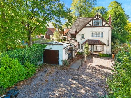 Birches Barn Road, Wolverhampton, WV3