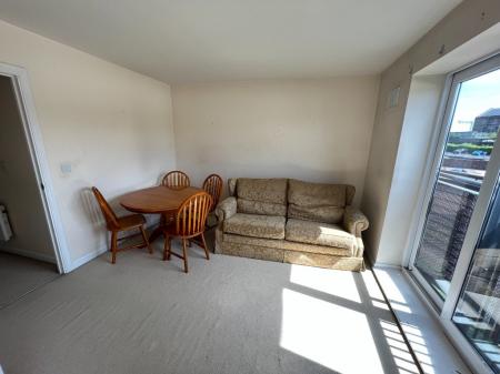 2 bedroom Apartment to let in Broad Gauge Way, Wolverhampton, WV10