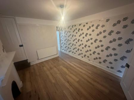 3 bedroom Terraced House to let in Station Street, Darlaston, WS10