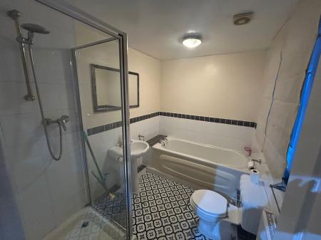 3 bedroom Terraced House to let in Bushbury Road, Wolverhampton, WV10