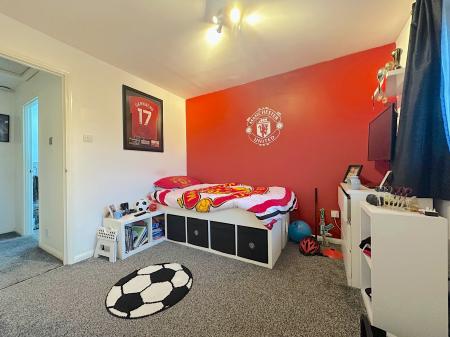 2 bedroom Semi-detached house for sale in Barn Farm Close, Bilston, Wolverhampton, WV14