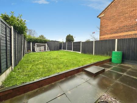2 bedroom Semi-detached house for sale in Barn Farm Close, Bilston, Wolverhampton, WV14