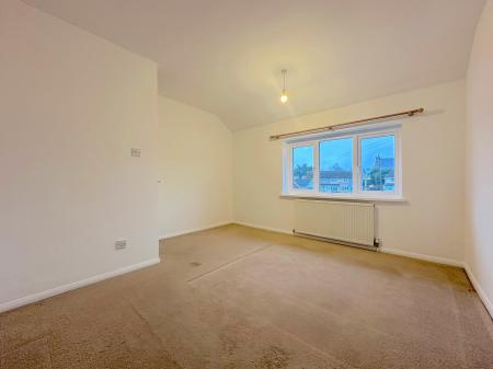 3 bedroom Semi-detached house for sale in Robin Grove, Wednesfield, Wolverhampton, WV11