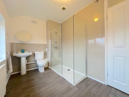 3 bedroom Semi-detached house for sale in Robin Grove, Wednesfield, Wolverhampton, WV11