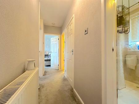 1 bedroom Flat for sale in Highfield Avenue, Westcroft, Wolverhampton, WV10