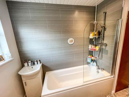 3 bedroom Semi-detached bungalow for sale in Addison Park, Lisburn, BT28