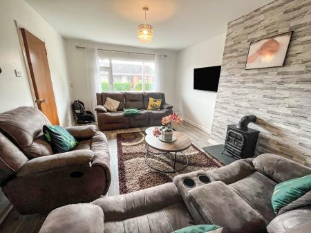 3 bedroom Semi-detached bungalow for sale in Addison Park, Lisburn, BT28