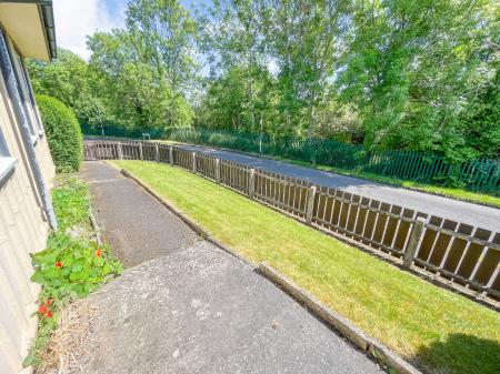 3 bedroom Bungalow for sale in Barley Hill, Lisburn, BT27