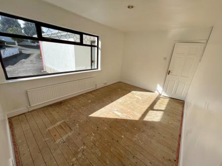 5 bedroom Detached house for sale in Beechill Grove, Derriaghy, BT28