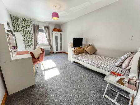 3 bedroom Town house for sale in Berkeley Hall Court, Lisburn, BT27