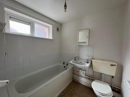 2 bedroom Apartment for sale in Broom Park Heights, Dunmurry, BT17