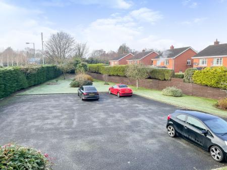 2 bedroom Apartment for sale in Burnbrae Court, Lisburn, BT27