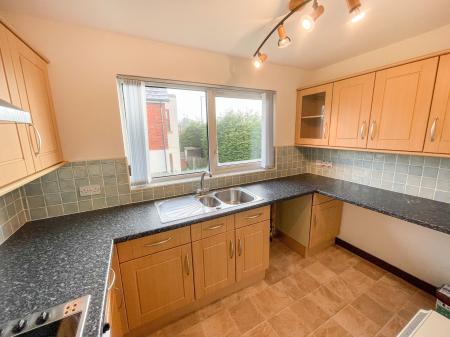2 bedroom Apartment for sale in Burnbrae Court, Lisburn, BT27