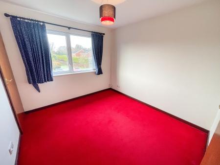 2 bedroom Apartment for sale in Burnbrae Court, Lisburn, BT27