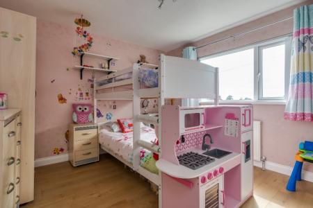 3 bedroom Terraced House for sale in Drumlough Gardens, Lisburn, BT28