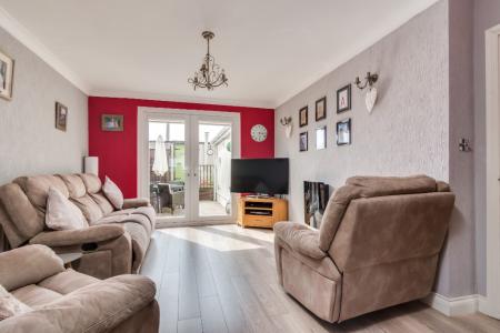 3 bedroom Terraced House for sale in Drumlough Gardens, Lisburn, BT28