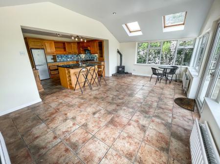 4 bedroom Detached house for sale in Drumlough Road, Hillsborough, BT26