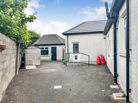 3 bedroom Detached house for sale in Front Road, Lisburn, BT27