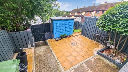 3 bedroom Terraced House for sale in Glenavy Gardens, Lisburn, BT28