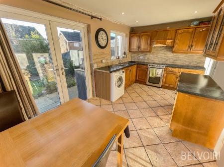 3 bedroom Semi-detached house for sale in Glenwood Court, Lisburn, BT28