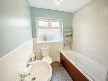2 bedroom Terraced House for sale in Grand Street, Lisburn, BT27
